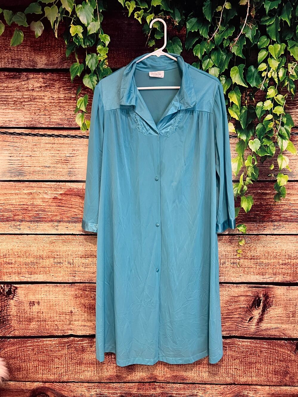 Vintage Vanity Fair Turquoise Blue Lace Nightgown Pajama Sleep Shirt USA XL